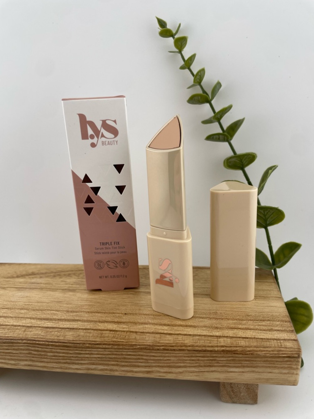 LYS BEAUTY | “LN3” | Triple Fix | Serum Skin Tint Stick (Brand New!) 💘